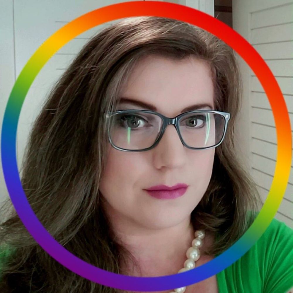 Meet your Posher, Carrie